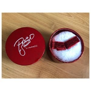 MAC Patrick Star Setting Powder